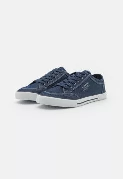 Pier One UNISEX - Sneakers Laag