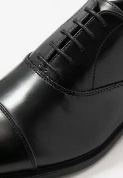 Pier One Veterschoenen 11 Pier One Veterschoenen -Pier One Winkel 2ca0131a89ed491b8a956c1e74b39a7e