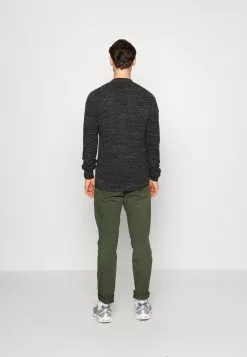 Pier One Vest -Pier One Winkel 3f571c3284634d399873a52ebabd01ea