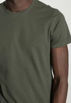 Pier One 3 PACK - T-shirt Basic -Pier One Winkel ba2abdb3c78c4a8bb5a16ee701db5a1d