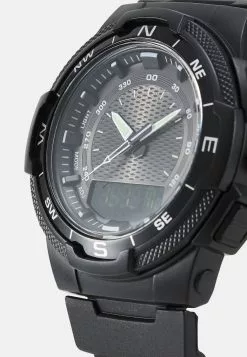 Pier One Digitaal Horloge -Pier One Winkel d875225348f64476bd326cb7638656ff