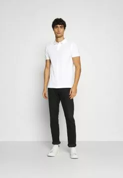 Pier One Winkel -Pier One Winkel db8bc8e0899143ad8c86acf5ae1a4693