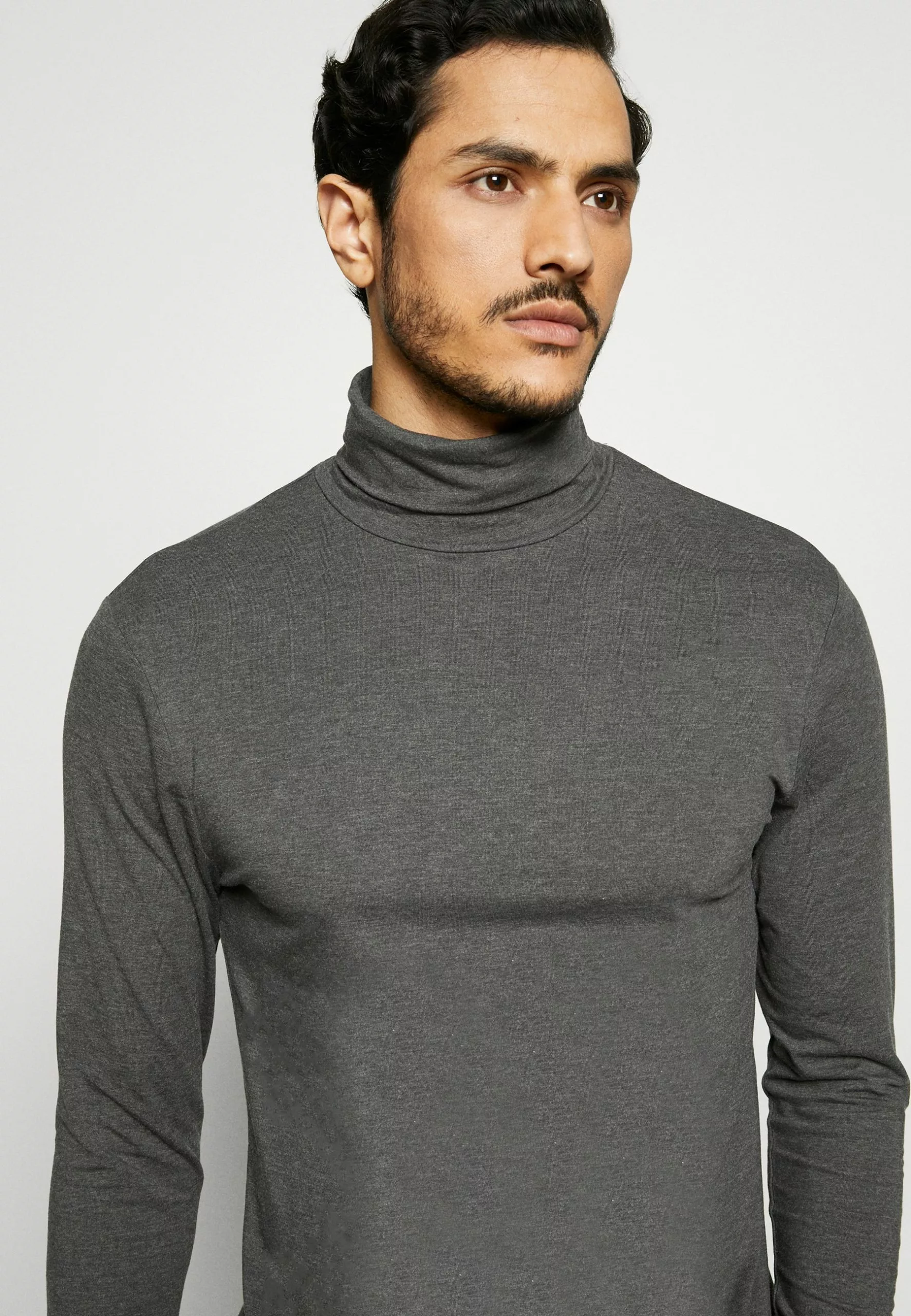 Pier One Longsleeve 7 Pier One Longsleeve - Afbeelding 5