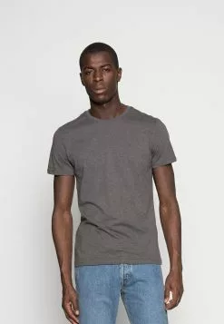 Pier One 3 PACK - T-shirt Basic -Pier One Winkel ee89d58fc61140e19ce307b0b3b5e4cf